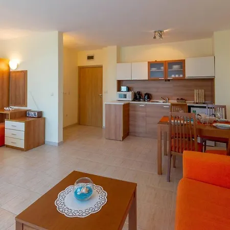 Studio In Polo With Kitchen Wifi Dv شقة *